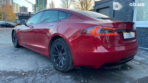 Tesla Model S 2017 - фото 15