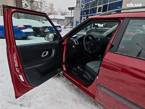 Skoda Fabia 2009 красный - фото 18
