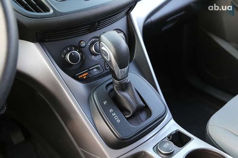 Ford Escape 2016 - фото 21