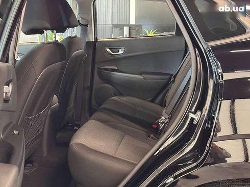 Hyundai Kona Electric 2021 - фото 26