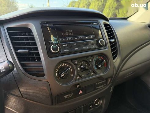 Mitsubishi l 200 2018 - фото 17