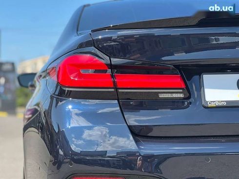 BMW 5 серия 2021 - фото 16