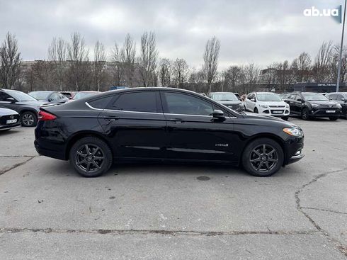 Ford Fusion 2017 - фото 4