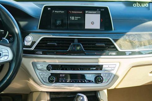 BMW 7 серия 2017 - фото 17