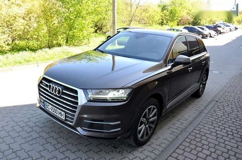 Audi Q7 2019 - фото 3