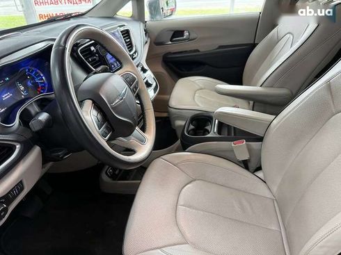 Chrysler Pacifica 2017 - фото 25