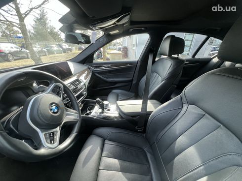 BMW 5 серия 2022 - фото 16