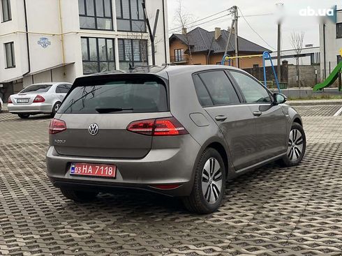 Volkswagen e-Golf 2016 - фото 16