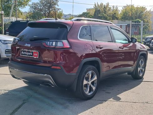 Jeep Cherokee 2019 красный - фото 10