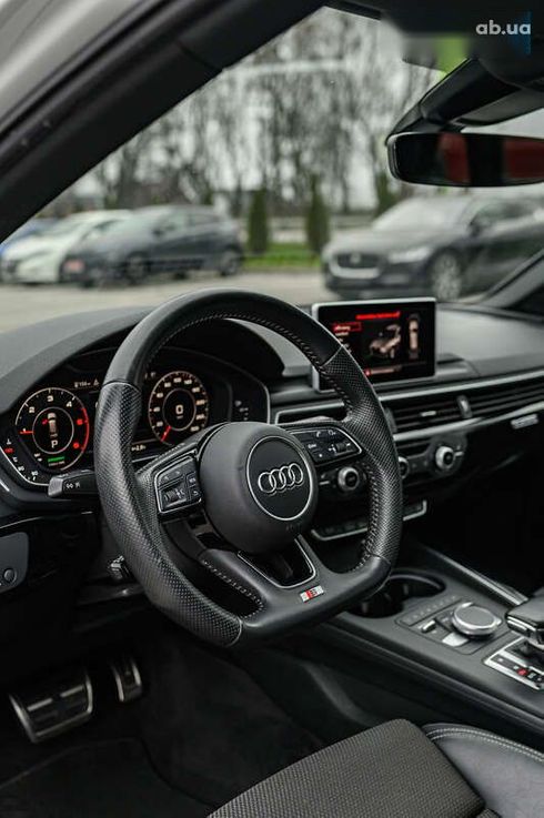 Audi A4 2019 - фото 23