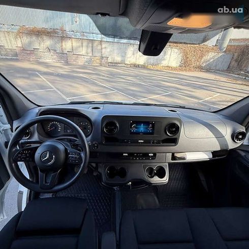 Mercedes-Benz Sprinter 2020 - фото 21