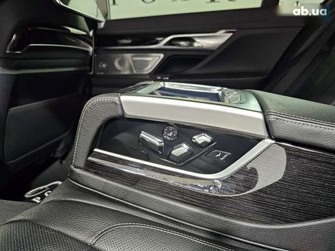 BMW 7 серия 2015 - фото 15
