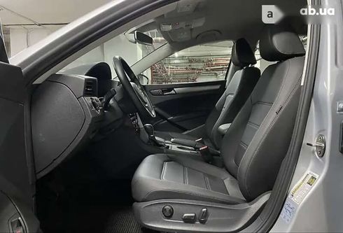 Volkswagen Passat 2020 - фото 18