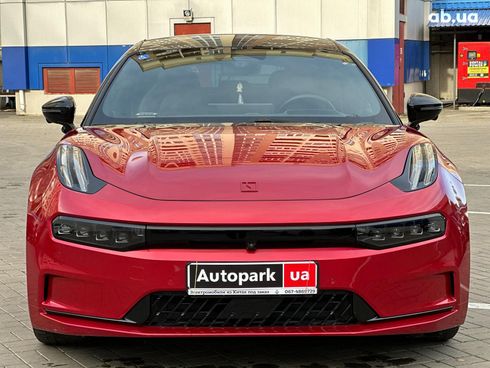 Zeekr 001 2021 красный - фото 2