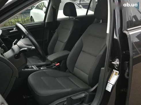 Volkswagen e-Golf 2019 - фото 9