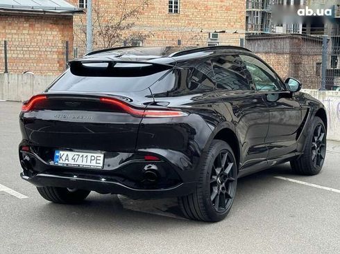 Aston Martin DBX 2021 - фото 5
