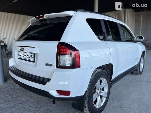 Jeep Compass 2013 - фото 8