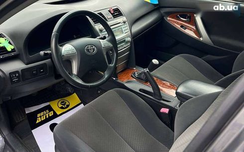 Toyota Camry 2008 - фото 9