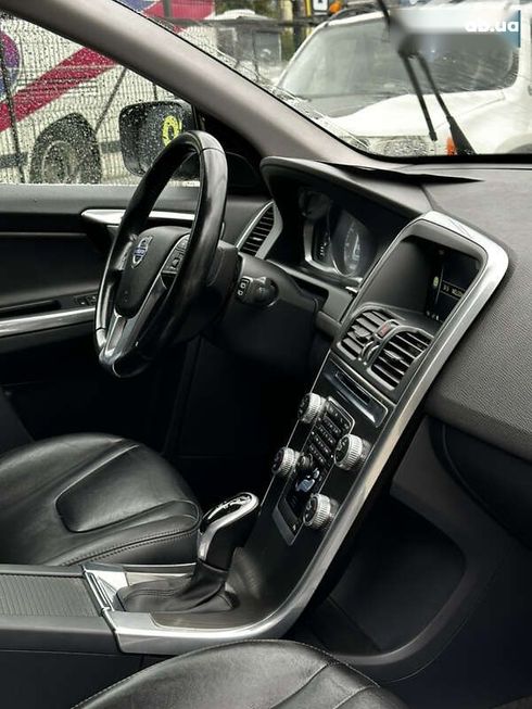 Volvo XC60 2015 - фото 18