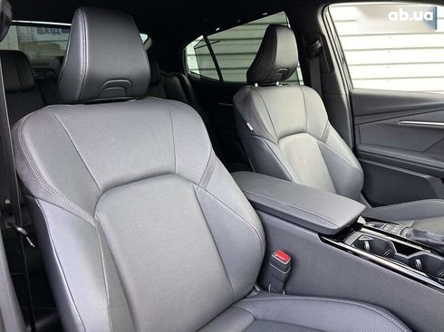 Toyota Camry 2024 - фото 20