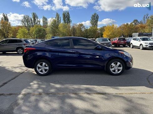 Hyundai Elantra 2013 - фото 4