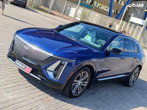 Cadillac Lyriq 2023 синий - фото 4