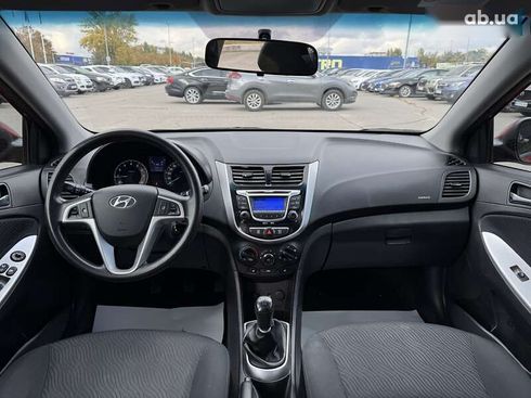 Hyundai Accent 2011 - фото 17