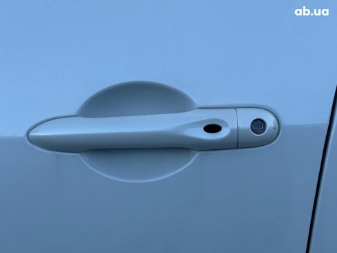 Renault Scenic 2012 белый - фото 15