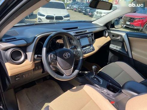 Toyota RAV4 2016 - фото 11