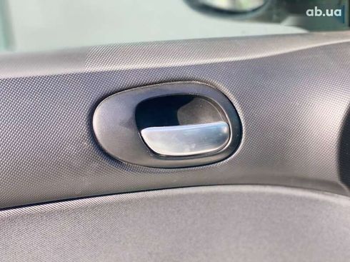 Peugeot 206 2009 - фото 18