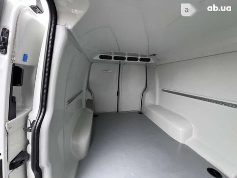 Volkswagen Transporter 2019 - фото 29