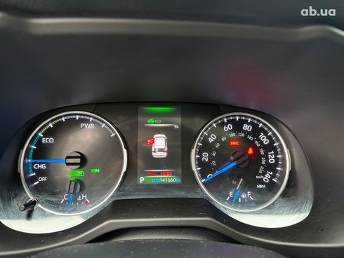 Toyota RAV4 2019 серый - фото 20