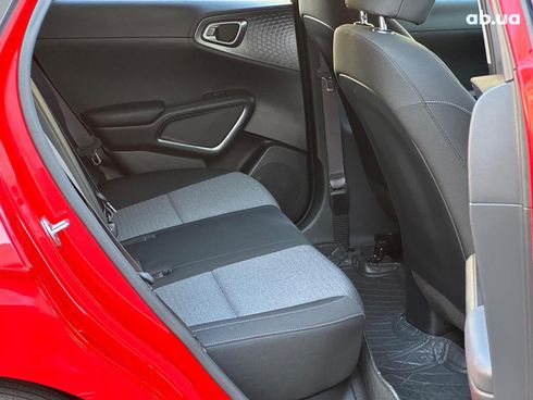 Kia Soul 2021 красный - фото 17