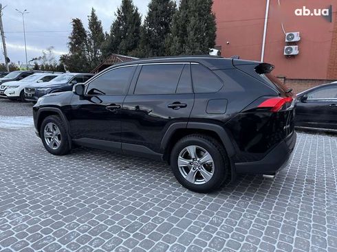 Toyota RAV4 2023 - фото 23