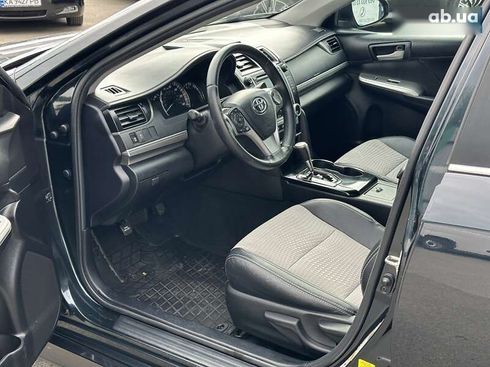 Toyota Camry 2013 - фото 12