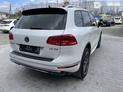 Volkswagen Touareg 2017 - фото 14