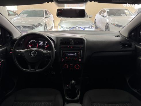 Volkswagen Polo 2019 белый - фото 13
