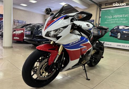 Honda CBR 2012 белый - фото 12