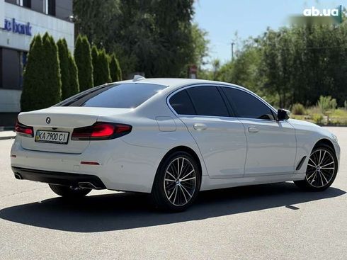BMW 5 серия 2020 - фото 11