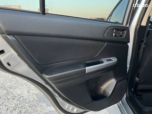 Subaru Impreza 2015 серый - фото 25
