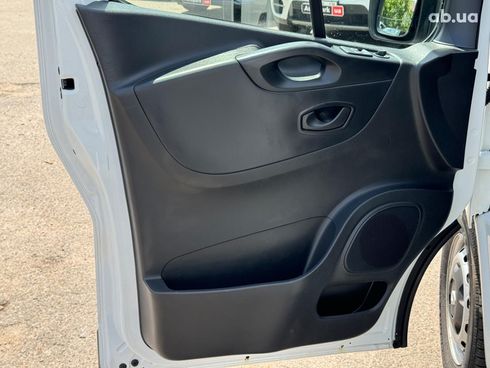 Renault Trafic 2020 белый - фото 18