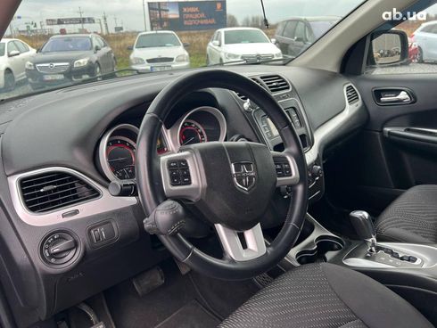 Dodge Journey 2018 серый - фото 17