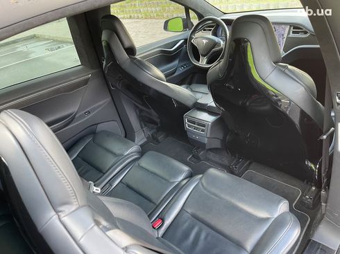 Tesla Model X 2017 - фото 14