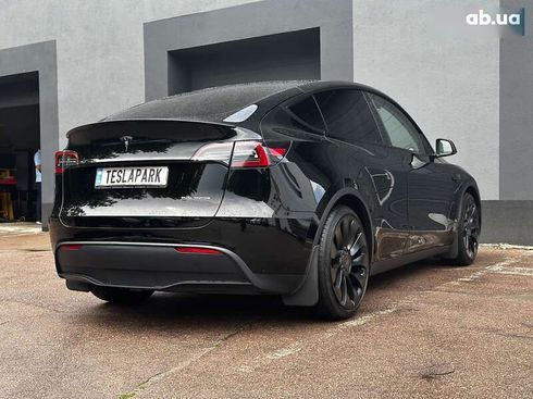 Tesla Model Y 2023 - фото 10