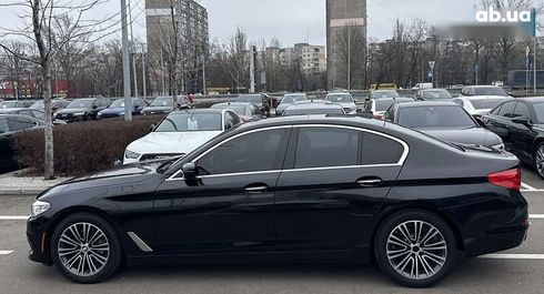 BMW 5 серия 2017 - фото 18