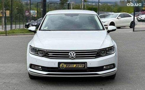Volkswagen Passat 2016 - фото 2