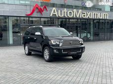 Продаж вживаних Toyota Sequoia в Києві - купити на Автобазарі