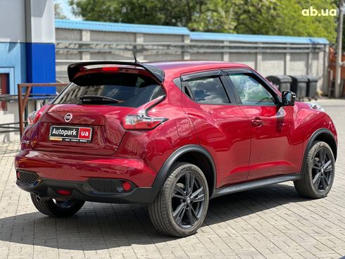 Nissan Juke 2017 красный - фото 22