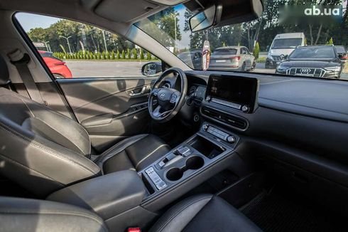 Hyundai Kona 2021 - фото 25