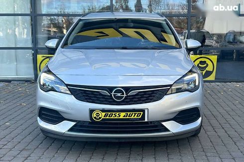 Opel Astra 2020 - фото 2